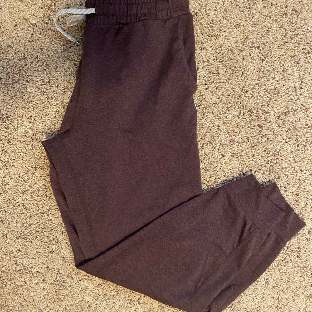 Vuori joggers